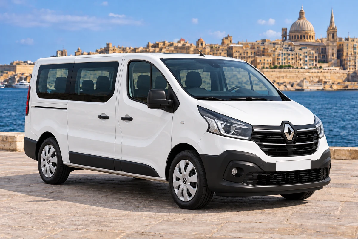 White Renault Traffic Automatic